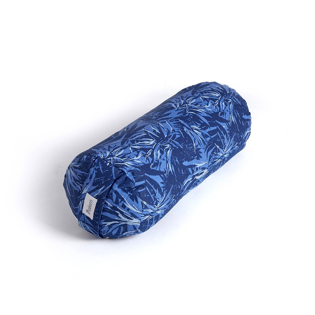 Relleno de cáscara de trigo sarraceno y funda estampada azul para bolster redondo Sukha Argentina, ideal para descanso y relajación.