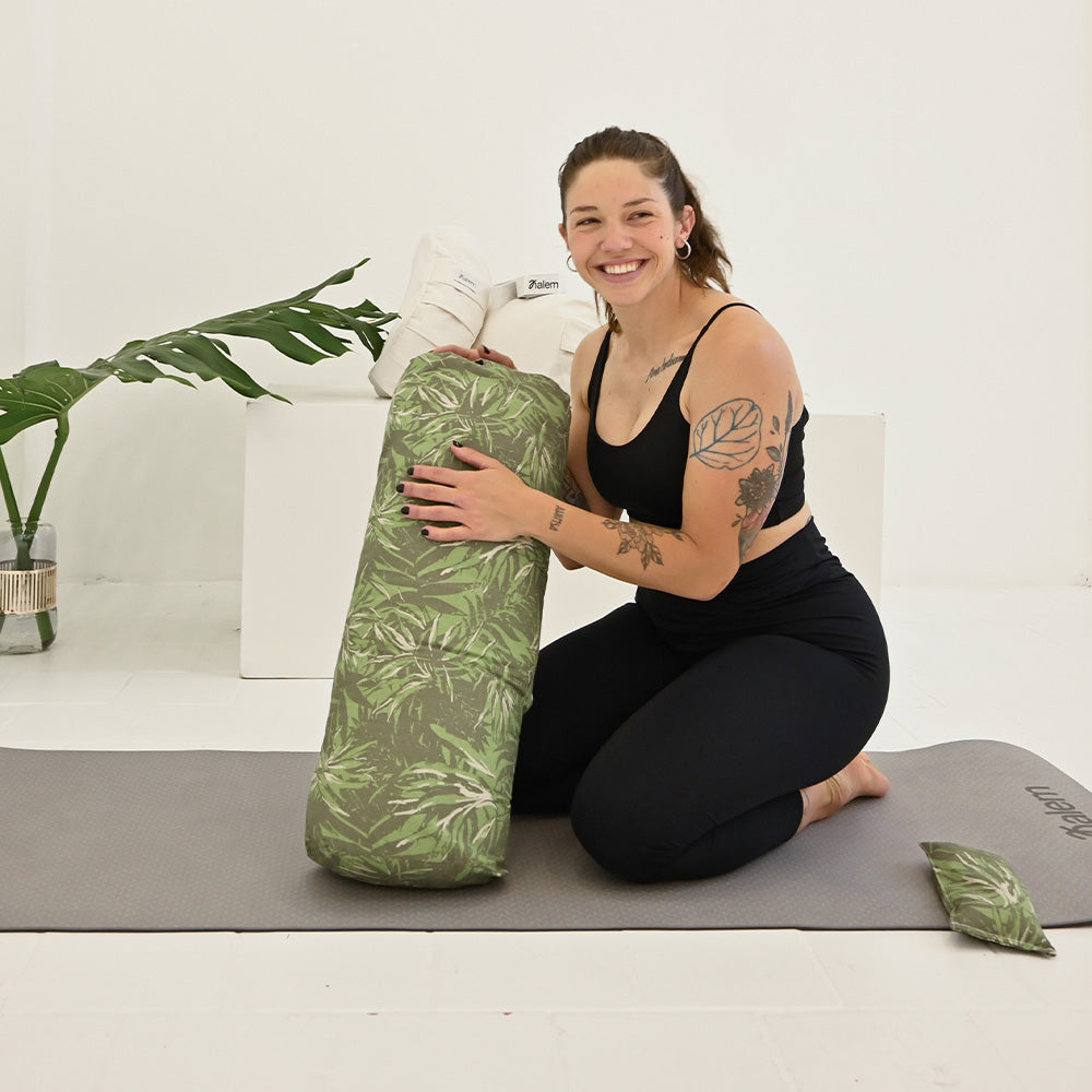 Rinconera rectangular con relleno de estopa estampado Sukha Argentina para decoración y comodidad en hogar.