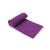 Toalla de yoga antideslizante en color violeta de Sukha Argentina, ideal para prácticas de yoga y pilates.